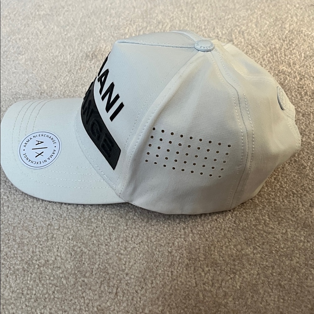 Armani Exchange hat - Picture 5 of 7